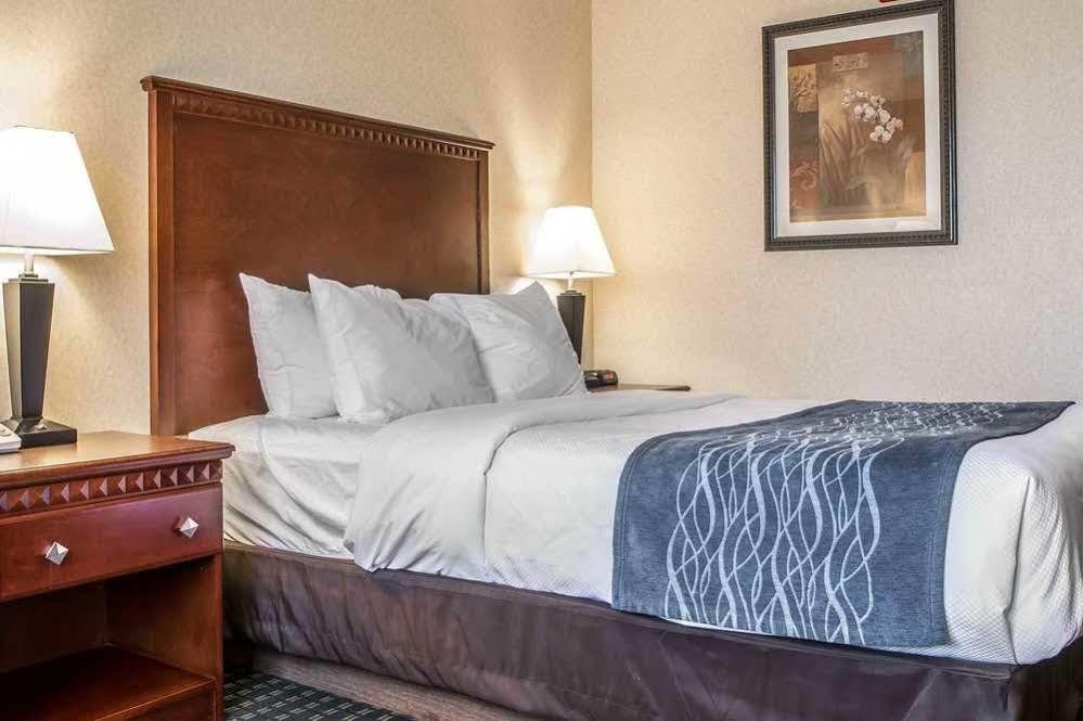Quality Inn Marshall Near I-69 Экстерьер фото