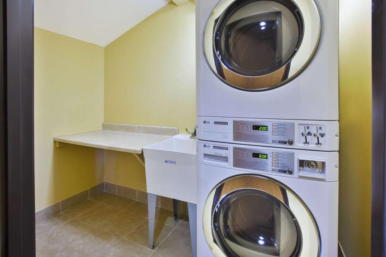 Quality Inn Marshall Near I-69 Экстерьер фото